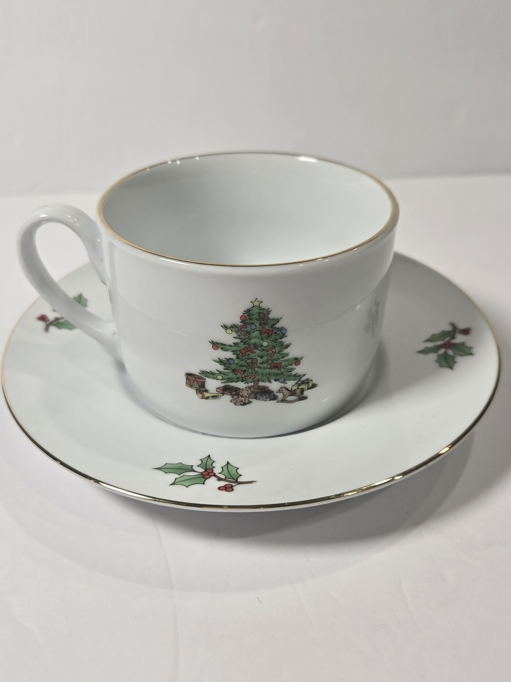 Home For The Holidays White Christmas Tree Teacup and Saucer with Gold Trim